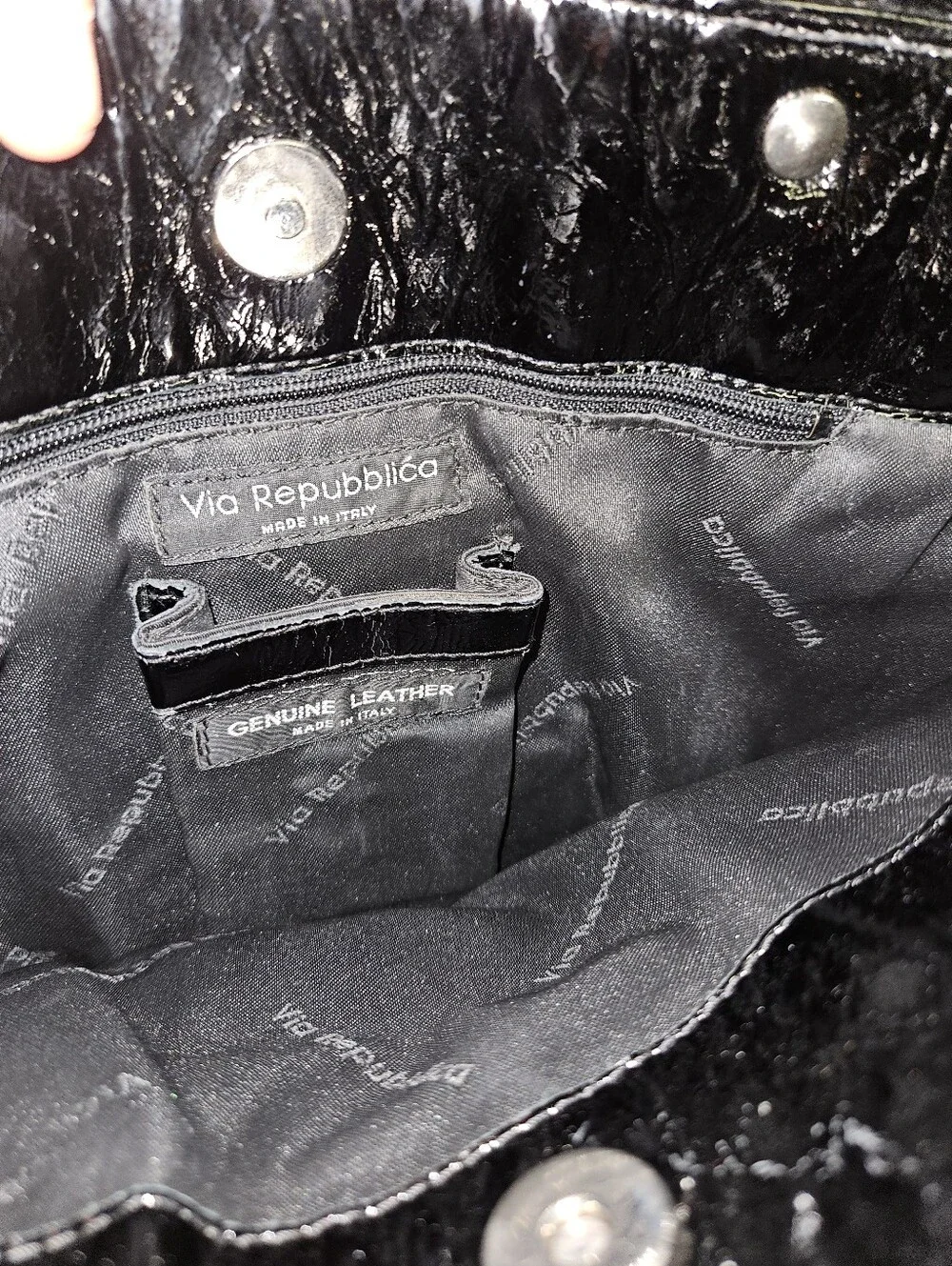 Via Repubblica Made In Italy Black Genuine Leather Satchel
